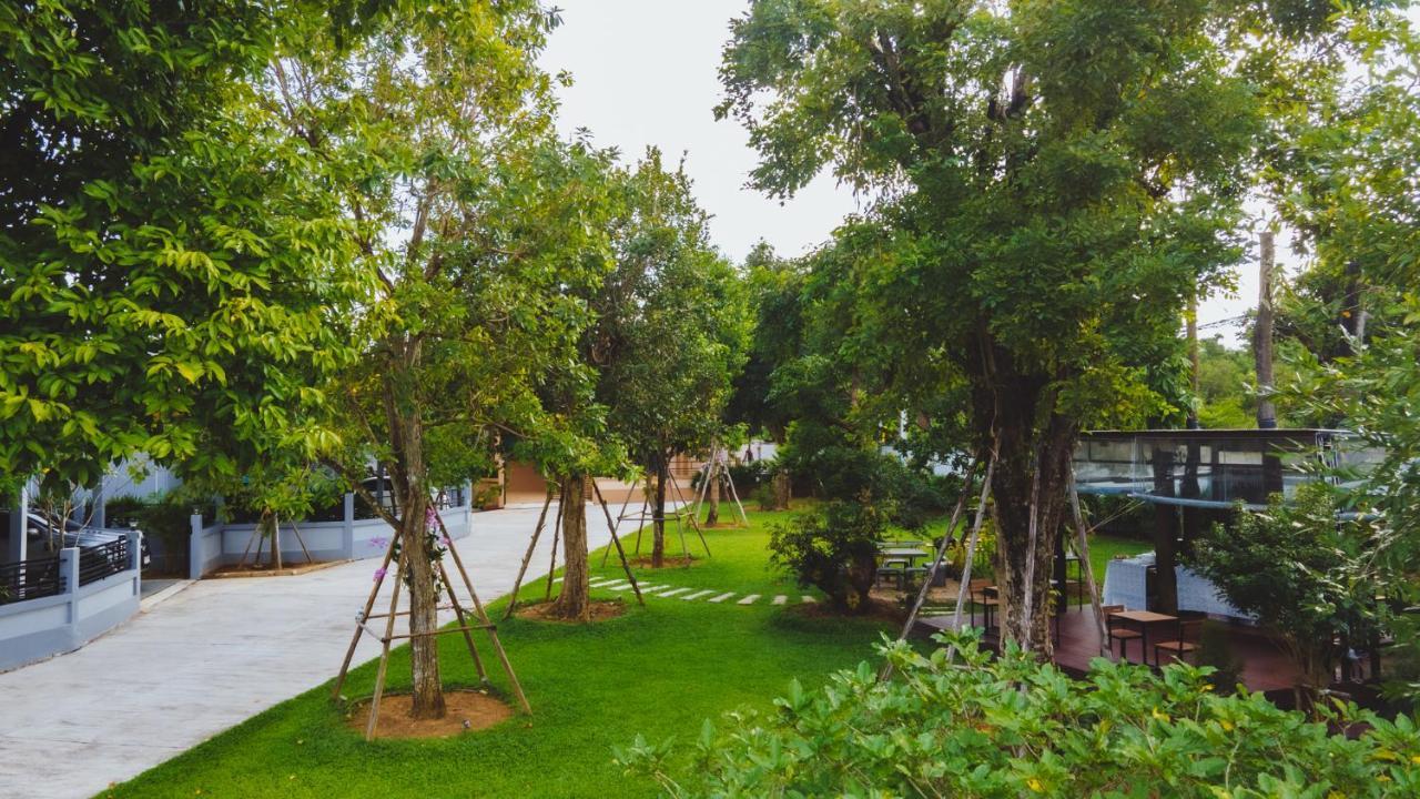Baan Nern Khao Resort Pattaya Ban Huai Yai Екстериор снимка